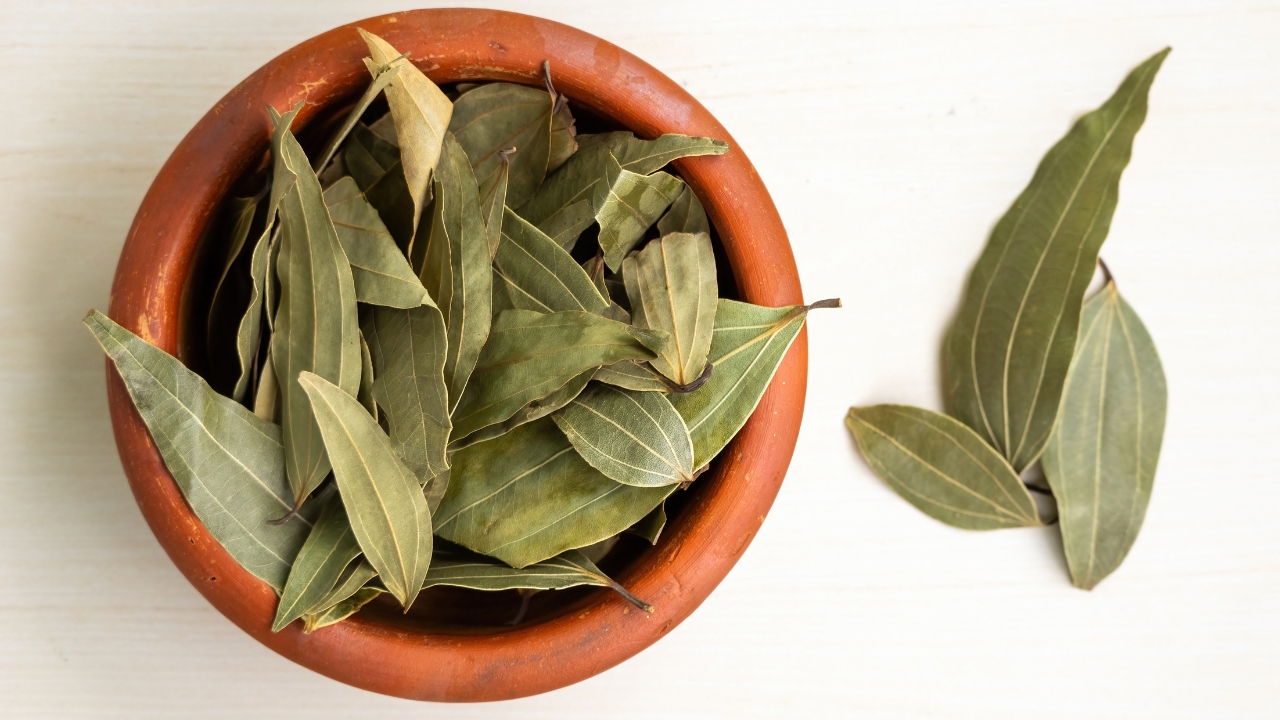 Bay Leaves 1
