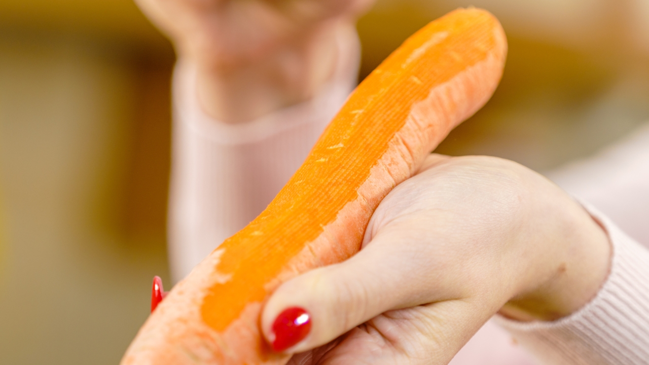 Carrot Peeling