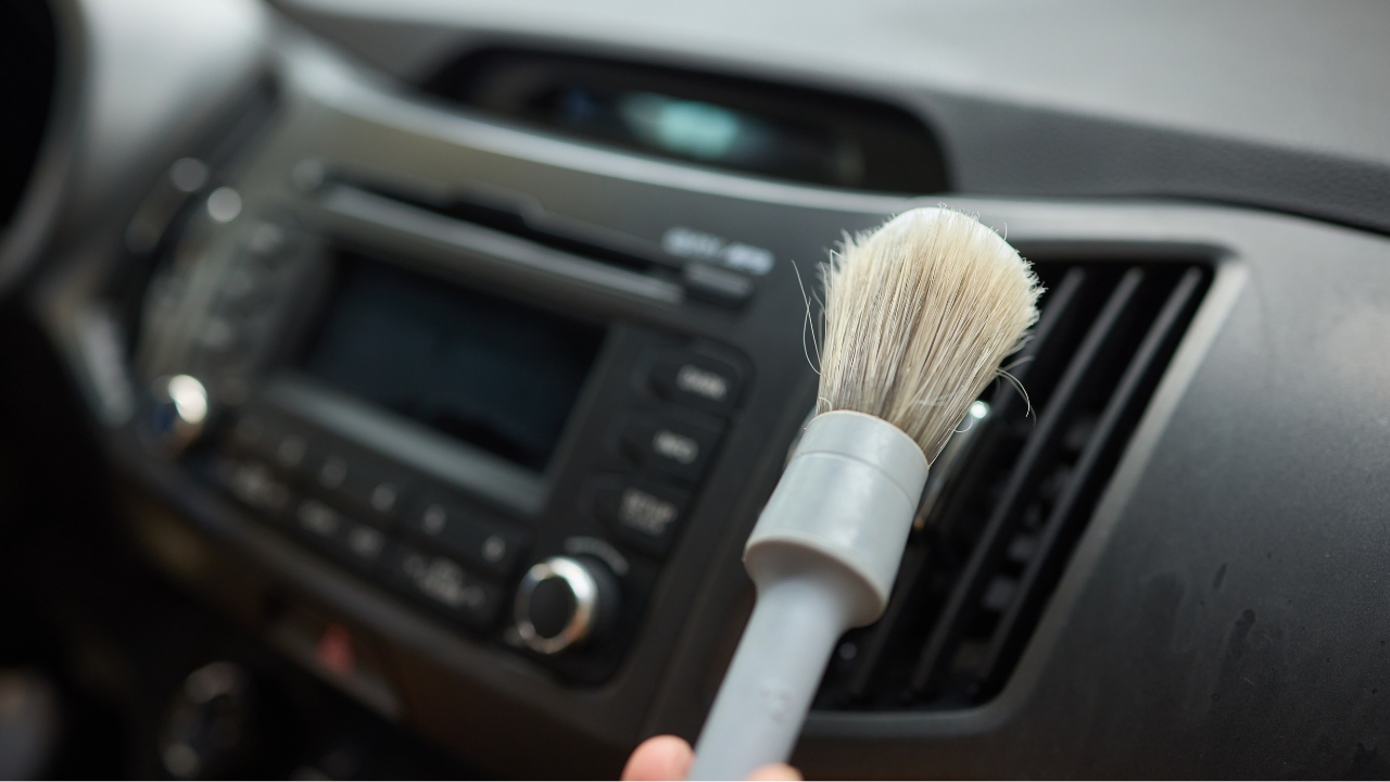I Tried These 15 Car Hacks and They Really Work 3 Dashboard Vents