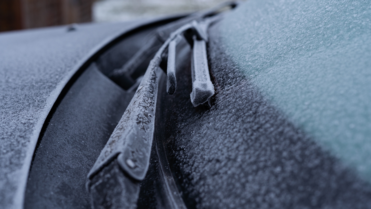 frozen windshield Wipers