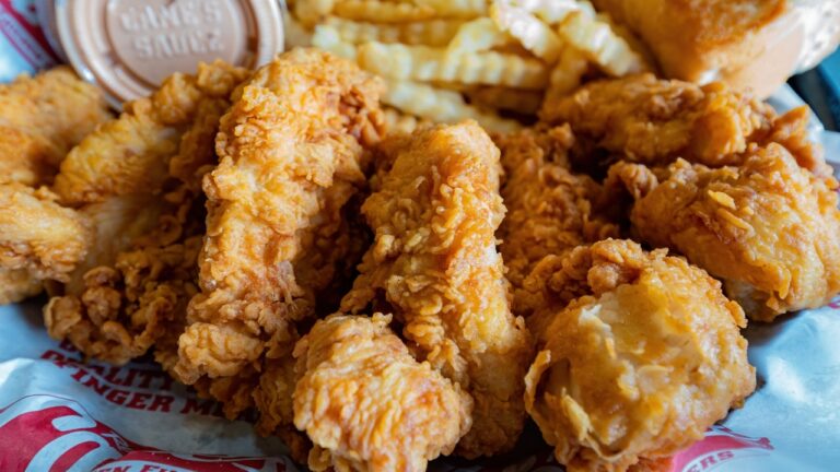 These Fried Chicken Spots Are Better Than Your Mom’s Cooking