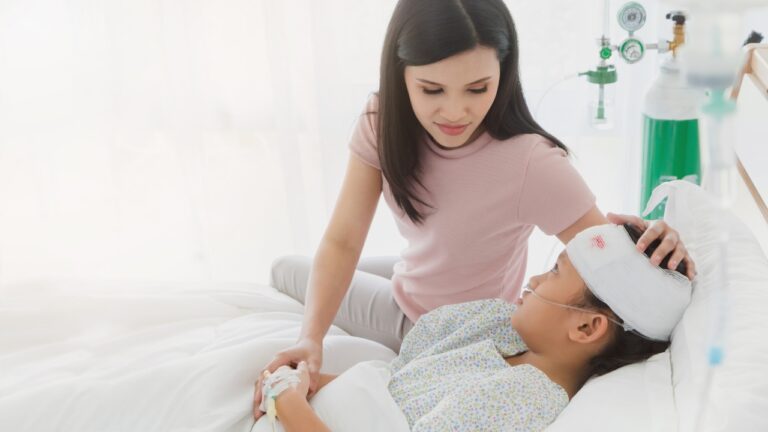 Teen Says She Rushed Her 5-Year-Old Cousin to the Hospital After a Head Injury — and Her Whole Family Turned on Her Instead of Saying Thank You