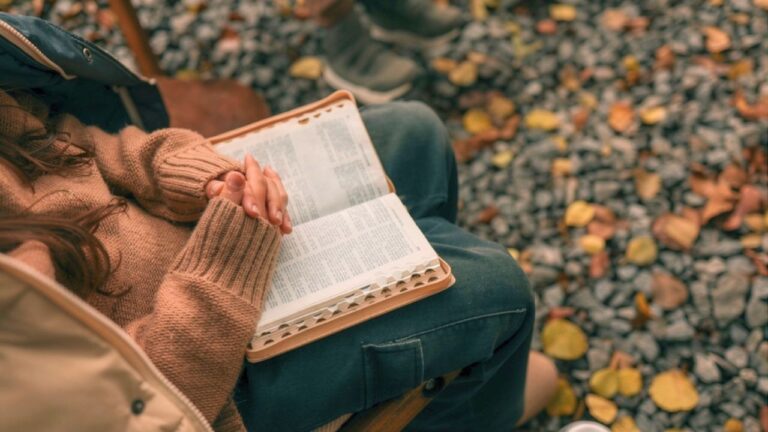 When you do not have the words to pray, start with these scriptures