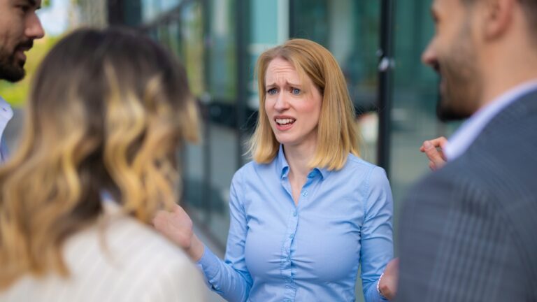 Employee Says They Accidentally Exposed a Coworker’s Lie — Then the Situation Got Uncomfortable Fast