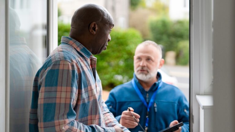 Tenant Says He Opened His Door to a “Maintenance Worker” — Then Found Out the Visit Was Never Scheduled