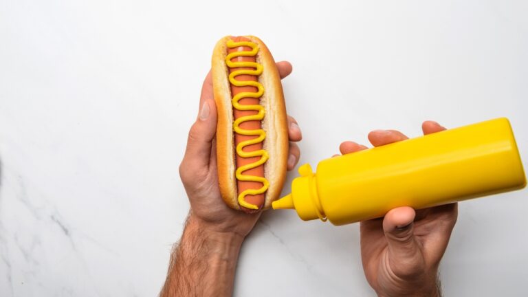 Woman says her boyfriend kept trying to force mustard on her — and one gas-station argument turned into threats that made his own family stop defending him