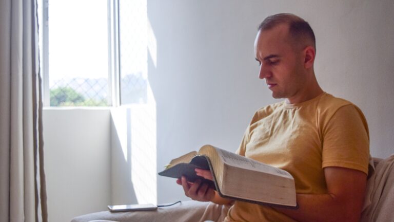 10 facts that make the Bible easier to understand