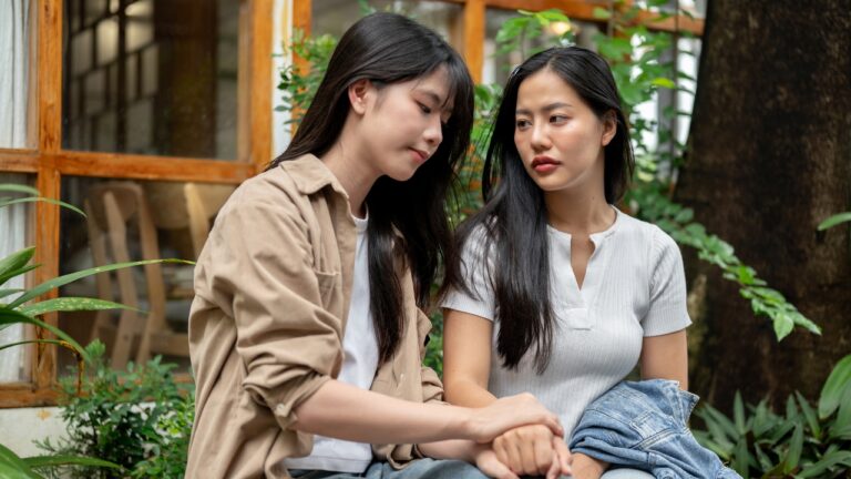 Bride Says Her Sister Asked Her To Move Her Wedding After a Tragedy — Then the Family Turned It Into a Bigger Fight