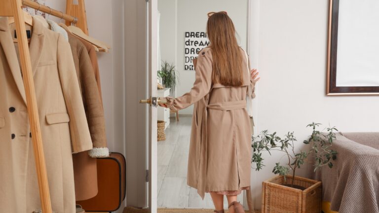 Woman Says She Came Home to Find Her Entire Apartment Rearranged — Then Found Out Her Landlord Had Been Letting People “Test the Space”