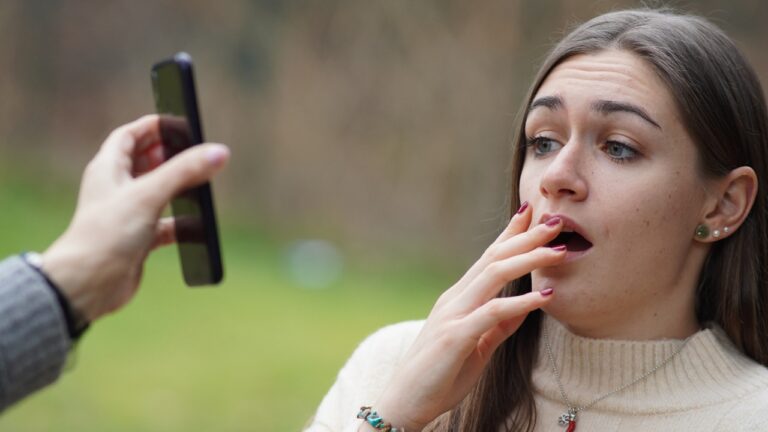 Woman says she got the receipts on her best friend’s fiancé — and now she thinks telling the truth may have cost her the friendship instead