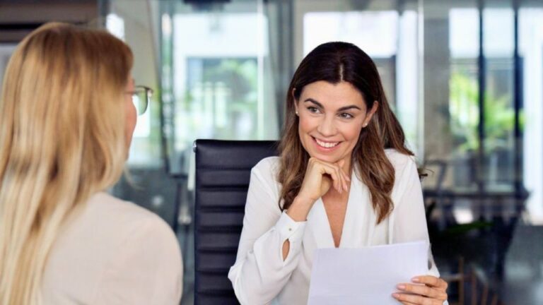 Woman Thought a Hiring Manager Looked Familiar — Then Her Old Workplace History Came Back Fast