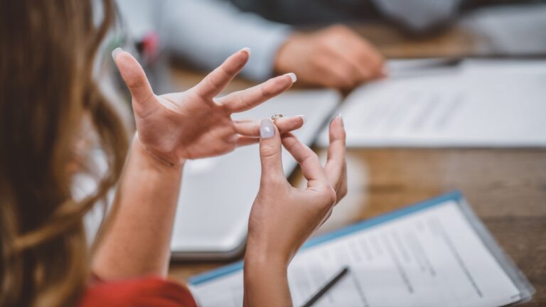 Wife Asks for Divorce After Her Husband Blames His Gambling Debt on Her Staying Home