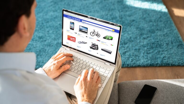 Sister-in-Law’s Boyfriend Cancels Her Laptop Order — Then Runs to the Family When She Pushes Back