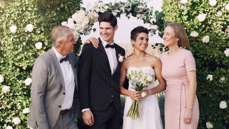 Woman Says Her Sister Scheduled a Wedding the Day After Hers — Then Her Parents Said Her Sister’s Wedding Was More Important