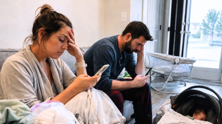 New Parents Refused Visitors After the Hospital — Then the Family Group Chat Turned Against Them