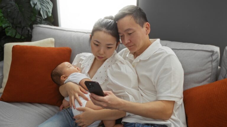 Grandparents Threatened To “Take It Further” Over Baby Visits — Then the Parents Saved Every Message