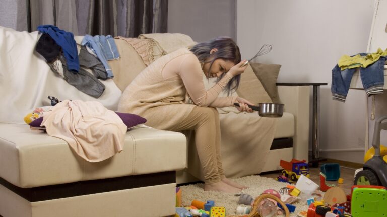 8 Truths for the Mom Who Feels Like She’s Always Behind